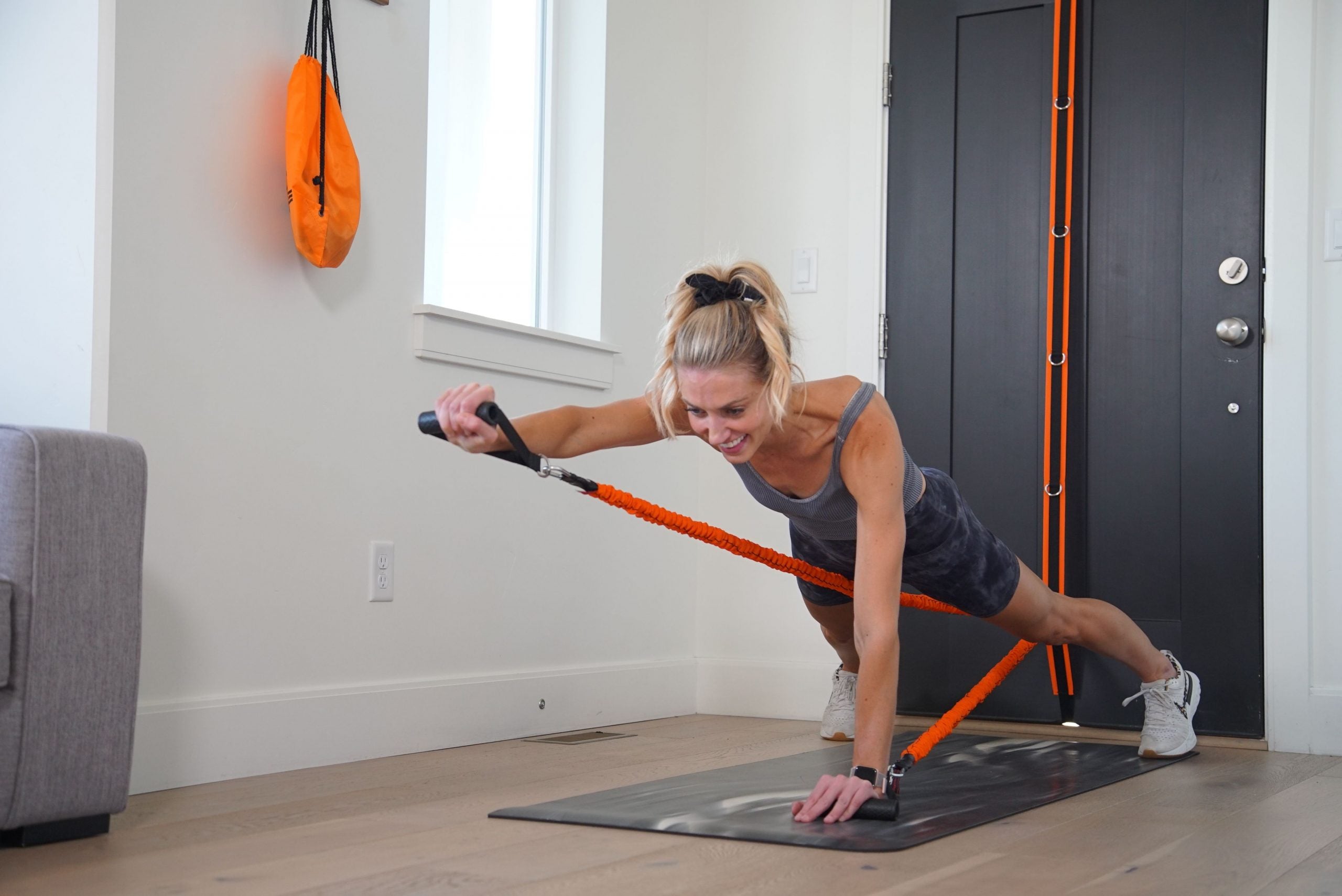 Here's How You Can Craft the Best Resistance Band Home Gym!
