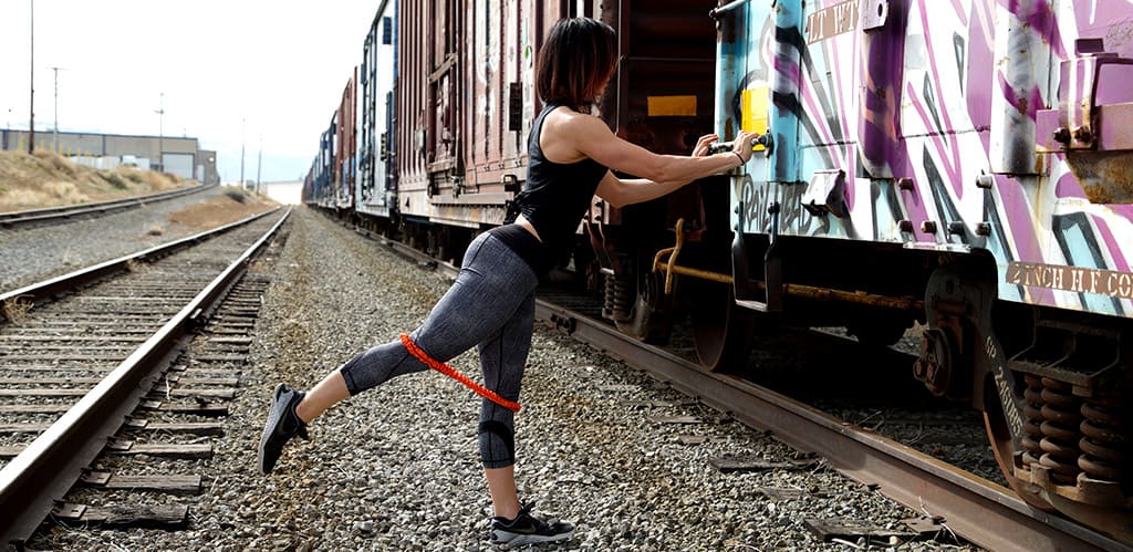 Stroops trainer doing a Loop workout with a train