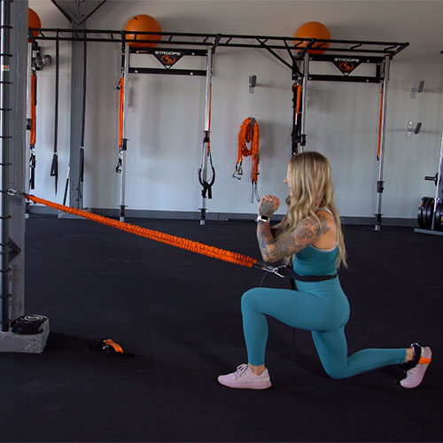 Stroops trainer Lexi doing VITL reverse lunge