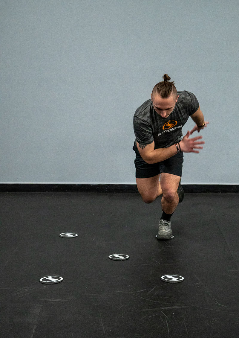 stroops coach caysem johnson using agility dots to train